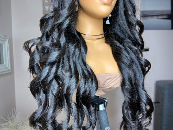VIETNAMESE LUXE LOOSE WAVE | 22 INCH